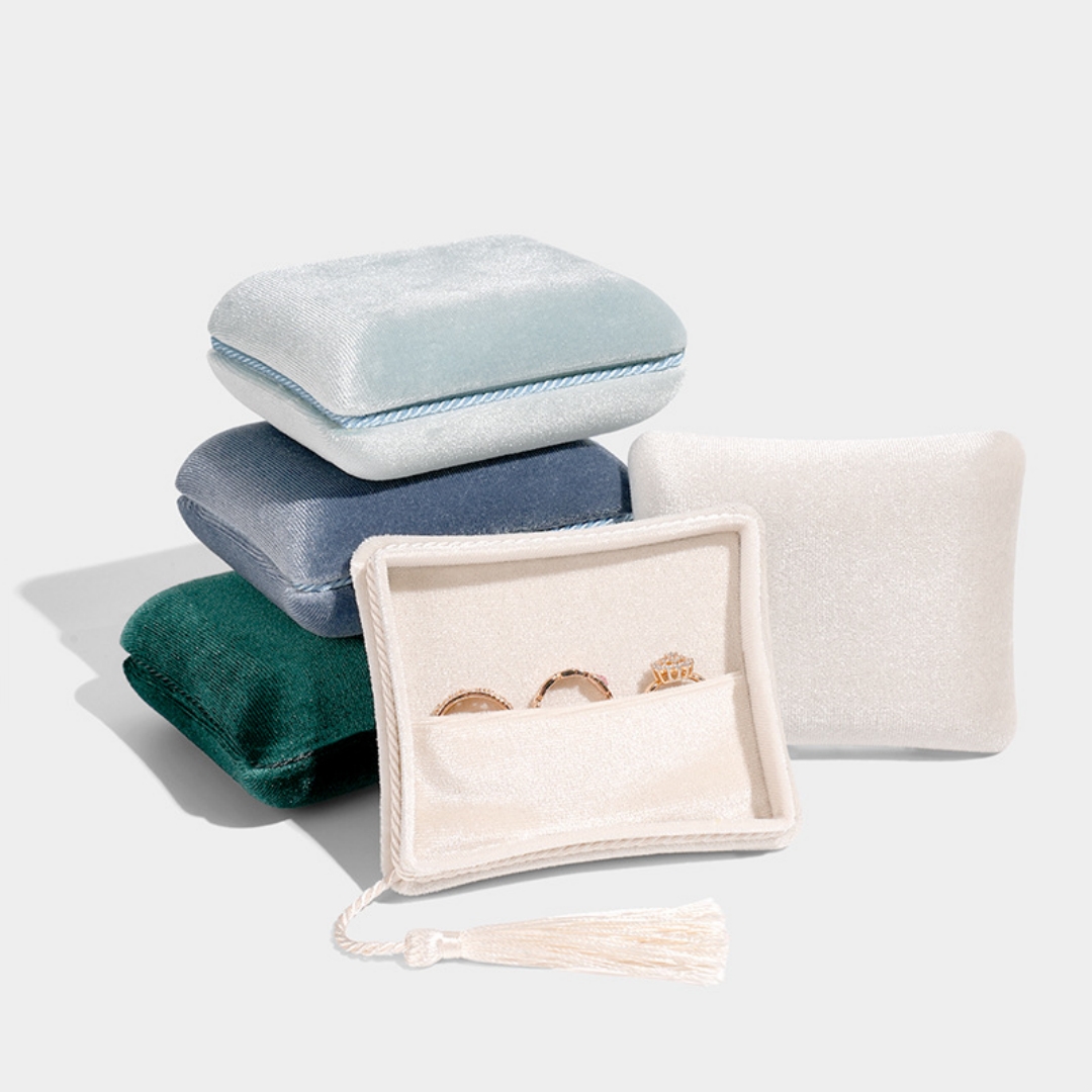 Luxury Bags List - Luxury Aesthetic Velvet Jewellery Box with