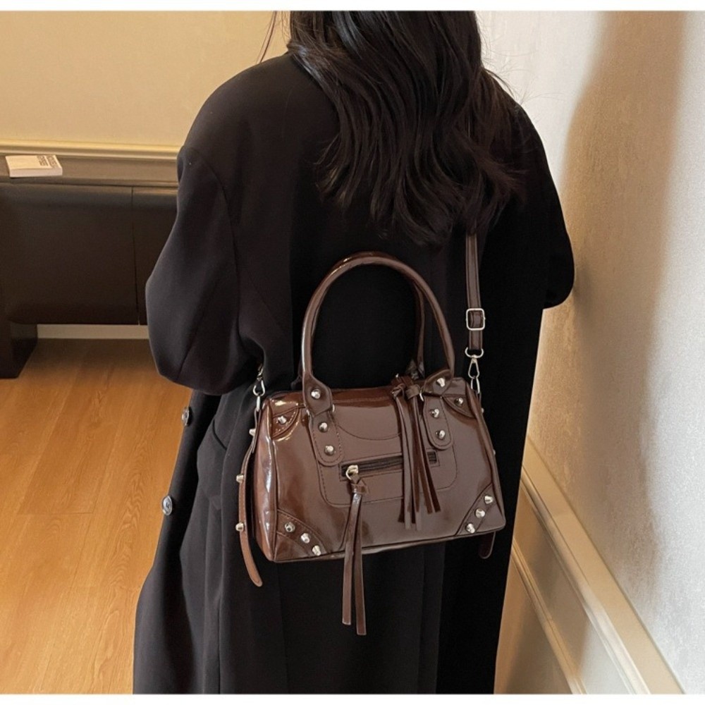 Fashion Rivets Pillow Bag Larg - đánh giá và giá Top Handle Patent Bag