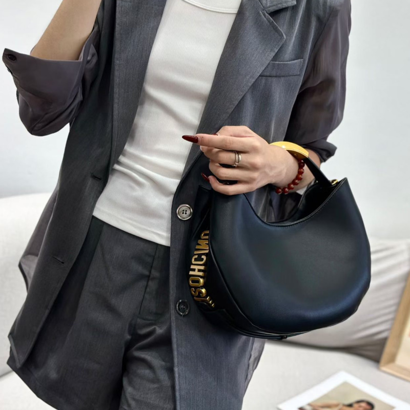 Demi-cercle Women Golden Lette - đánh giá và giá Luxury Bags To Sell