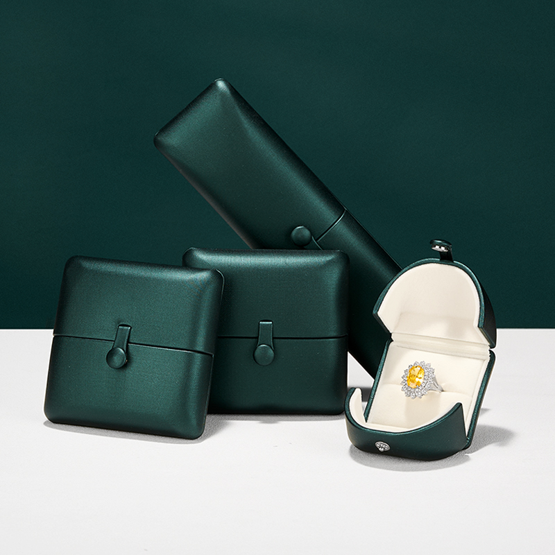 Luxury Dark Green Ring Box Pre - đánh giá và giá Luxury Bags List