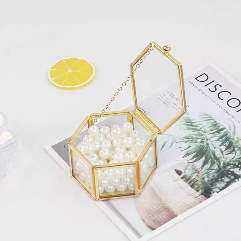 High-end Hexagonal Ring Box Go - đánh giá và giá Luxury Bags List
