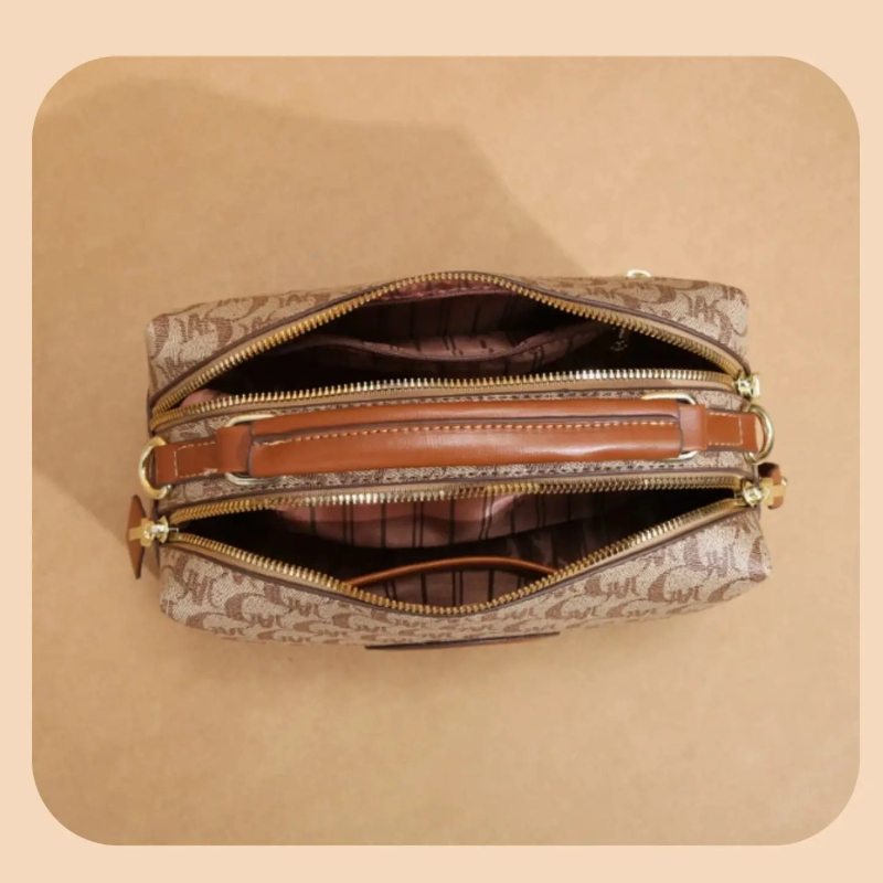 Boston bag, pillow bag, women' - đánh giá và giá Luxury Bags